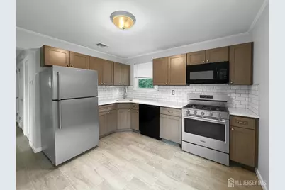 19 Van Buren Avenue, Metuchen, NJ 08840 - Photo 3