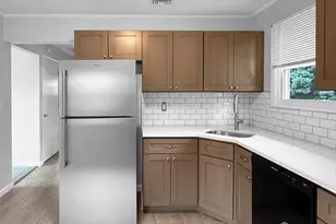 19 Van Buren Ave, Metuchen, NJ 08840 - Photo 5