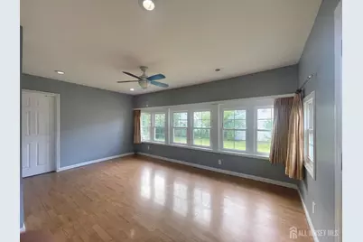 19 W Francis Street, Woodbridge Township, NJ 08830 - Photo 7