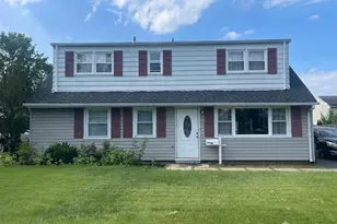19 W Francis St, Woodbridge Township, NJ 08830 - Photo 1