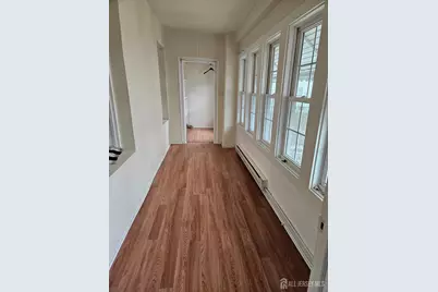 427-427 Magnolia Street, Highland Park, NJ 08904 - Photo 3
