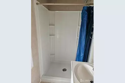 427-427 Magnolia Street, Highland Park, NJ 08904 - Photo 5