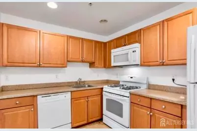 106 Chariot Court, Piscataway Township, NJ 08854 - Photo 17