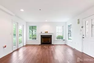 106 Chariot Ct, Piscataway Township, NJ 08854 - Photo 5