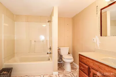 496 Outlook Avenue, Colonia, NJ 07067 - Photo 27