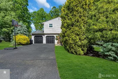 9 Colt Court, East Brunswick Township, NJ 08816 - Photo 3