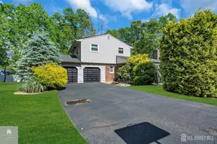9 Colt Ct, East Brunswick Township, NJ 08816 - Photo 5