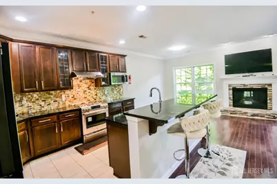 122 Morgan Way, Monroe Township, NJ 08831 - Photo 7
