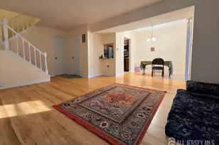 34 Almond Dr, Somerset County, NJ 08873 - Photo 3
