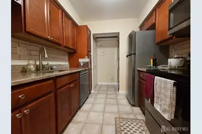 34 Almond Drive, Somerset County, NJ 08873 - Photo 9