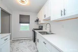 93 Fox Rd, Edison, NJ 08817 - Photo 5