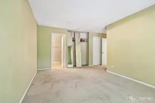 2104 Bayhead Dr, Sayreville, NJ 08859 - Photo 17