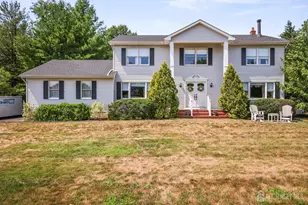 13 Regent Dr, Monroe Township, NJ 08831 - Photo 1