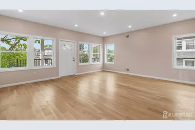 95 Seabreeze Avenue, Middletown, NJ 07748 - Photo 7