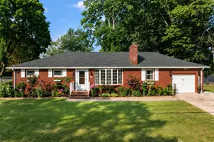 6 Russell St, East Brunswick Township, NJ 08816 - Photo 1