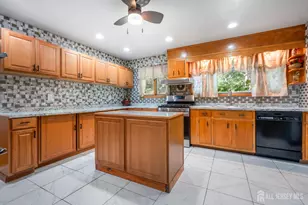 6 Russell St, East Brunswick Township, NJ 08816 - Photo 7