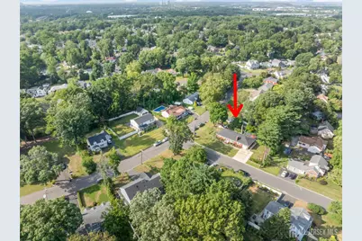 6 Russell Street, East Brunswick Township, NJ 08816 - Photo 27