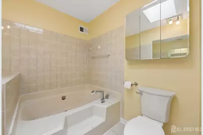 14 Linda Court, South Brunswick Township, NJ 08852 - Photo 17