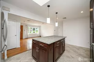27 Fagan Pl, Colonia, NJ 07067 - Photo 9