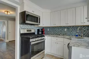 32 Embroidery St, Sayreville, NJ 08872 - Photo 5