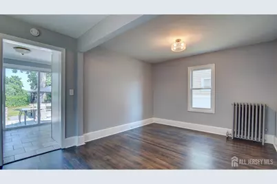 32 Embroidery Street, Sayreville, NJ 08872 - Photo 11
