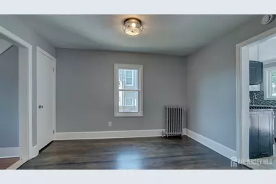 32 Embroidery Street, Sayreville, NJ 08872 - Photo 9
