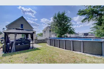 32 Embroidery Street, Sayreville, NJ 08872 - Photo 29