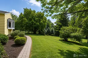 5 Crestview Dr, Bernardsville, NJ 07924 - Photo 3