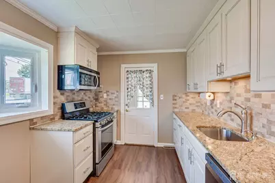 37 Kate Terrace, Piscataway Township, NJ 08854 - Photo 7