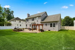 9 Trista Way, South Plainfield, NJ 07080 - Photo 3