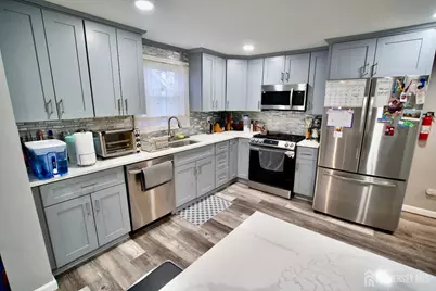 193 Old Road, Sewaren, NJ 07077 - Photo 7