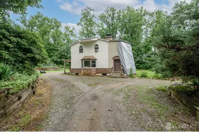 1097 State Route 173, Bethlehem, NJ 08802 - Photo 1