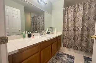 17 Tuthill Ct, Sayreville, NJ 08872 - Photo 25