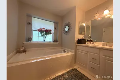 17 Tuthill Court, Sayreville, NJ 08872 - Photo 19
