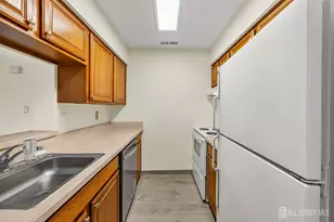 1907 Ravens Crest Dr, Plainsboro Township, NJ 08536 - Photo 19