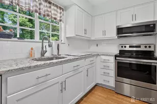 1270 Sioux Rd, North Brunswick Township, NJ 08902 - Photo 11