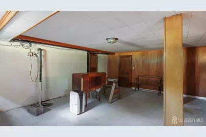 89 Ford Avenue, Fords, NJ 08863 - Photo 21
