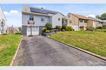 90 Maryknoll Road, Woodbridge Township, NJ 08840 - Photo 3