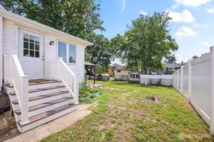 16 Mercury Cir, Old Bridge Township, NJ 08879 - Photo 31