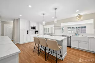 16 Mercury Cir, Old Bridge Township, NJ 08879 - Photo 9