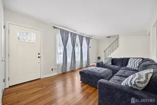 16 Mercury Cir, Old Bridge Township, NJ 08879 - Photo 5
