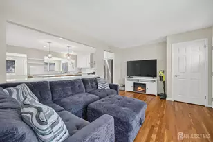 16 Mercury Cir, Old Bridge Township, NJ 08879 - Photo 7