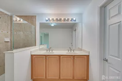 74 Andrews Way, Piscataway Township, NJ 08854 - Photo 21