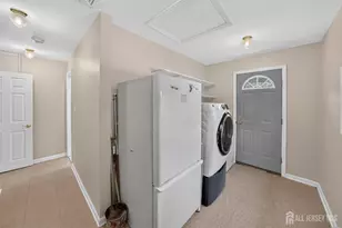 41 Weldon Rd, Edison, NJ 08817 - Photo 25