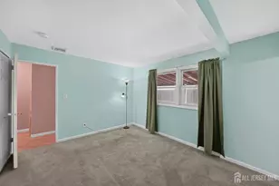 41 Weldon Rd, Edison, NJ 08817 - Photo 21