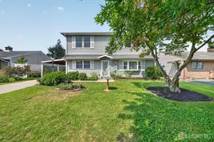 41 Weldon Rd, Edison, NJ 08817 - Photo 1