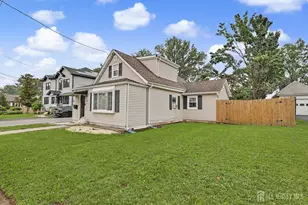 18 Tappen St, Avenel, NJ 07001 - Photo 3