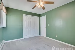 40 Concannon Dr, Fords, NJ 08863 - Photo 17