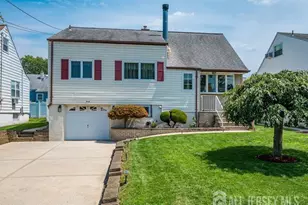 40 Concannon Dr, Fords, NJ 08863 - Photo 3
