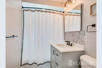 40 Concannon Drive, Fords, NJ 08863 - Photo 21